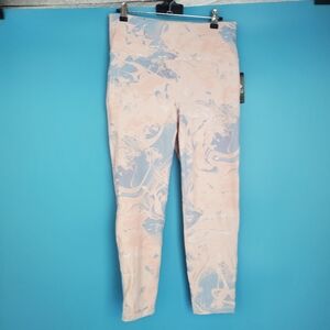 NEW Bombshell Boutique Size  Large Soft Marbled Crop Leggings